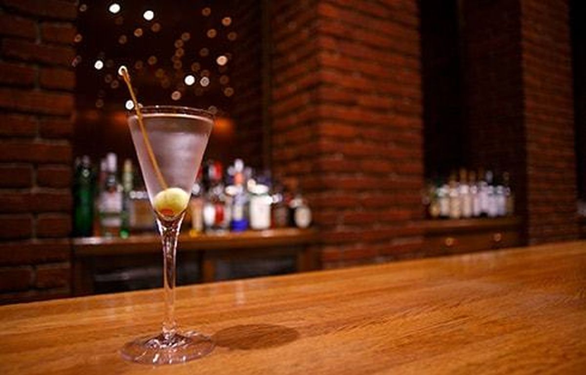 メインバー＜ブリアン＞ - 京王プラザホテル - Restaurant Guide