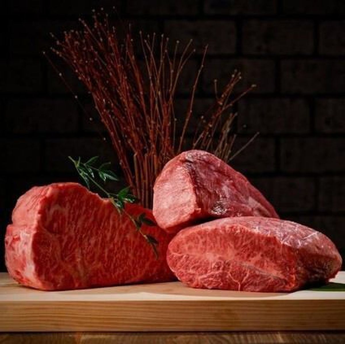 厳選焼肉 一石三鳥 - Restaurant Guide - TableCheck
