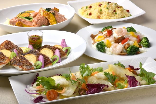 ランデブーラウンジ