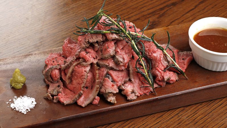 P.C.M. PUB CARDINAL MARUNOUCHI