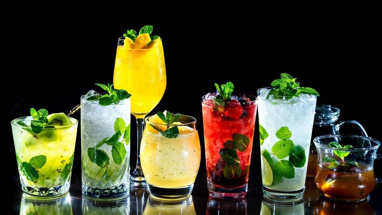 Main Bar Vol de Nuit