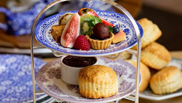 TEA ROOM KIKI Kyoto Arashiyamahonten