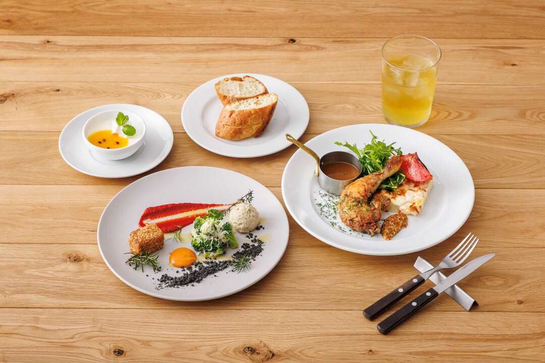 100 Spoons, Museum of Contemporary Art Tokyo