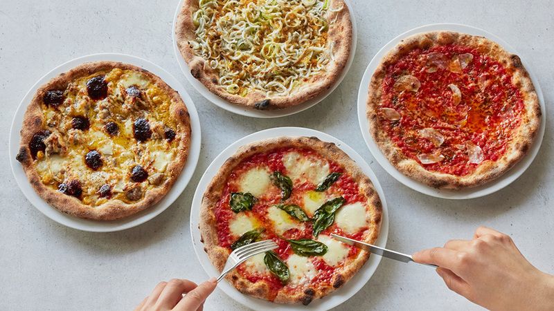 CRAZY PIZZA TORANOMON