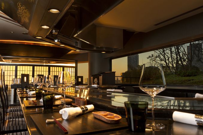 Minami Teppanyaki Restaurant / Swissotel Nankai Osaka