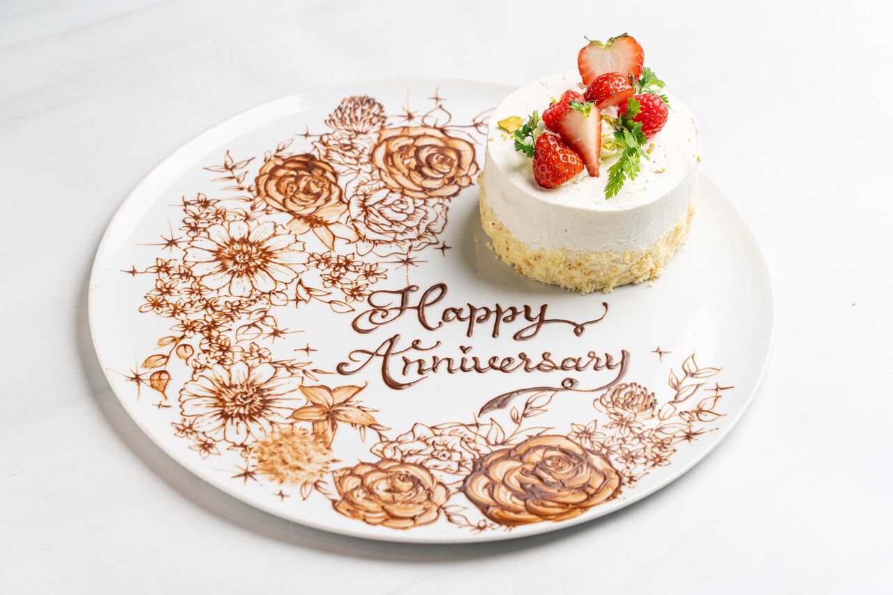 ★イラスト付きホールケーキ★ ¥4400