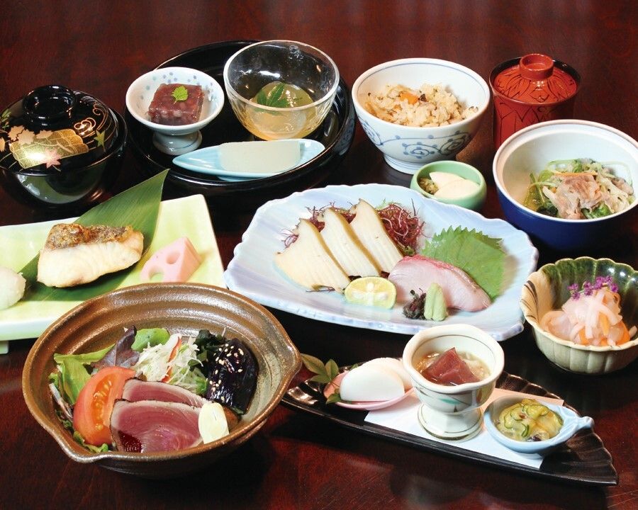 ★Only available on weekends and holidays at the Shinjuku store☆ ~Celebratory Kaiseki~ [Hana Kaiseki]