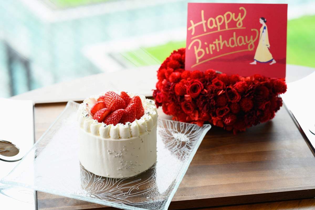 ホールケーキ　10cm(2~3名様用)