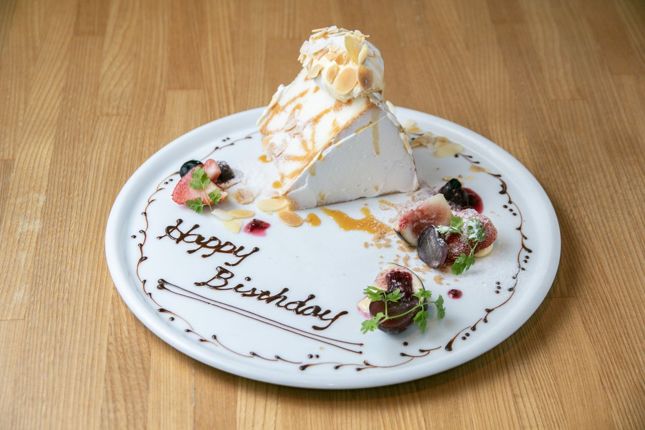 【お祝い・記念日に】1~2名様向けデザートプレート盛り合わせのご予約　