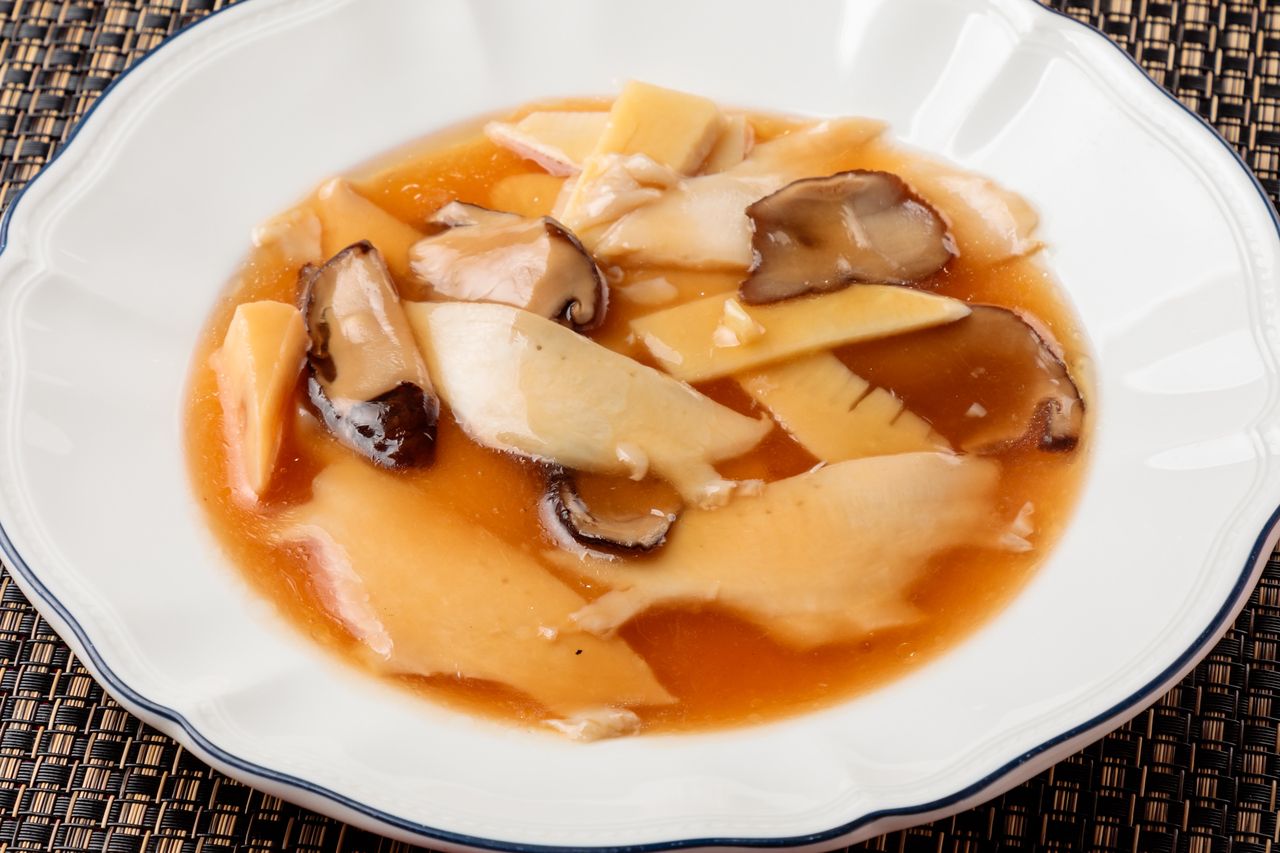 Abalone soy sauce stew