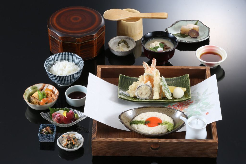 【ランチ】月見とろろ御膳