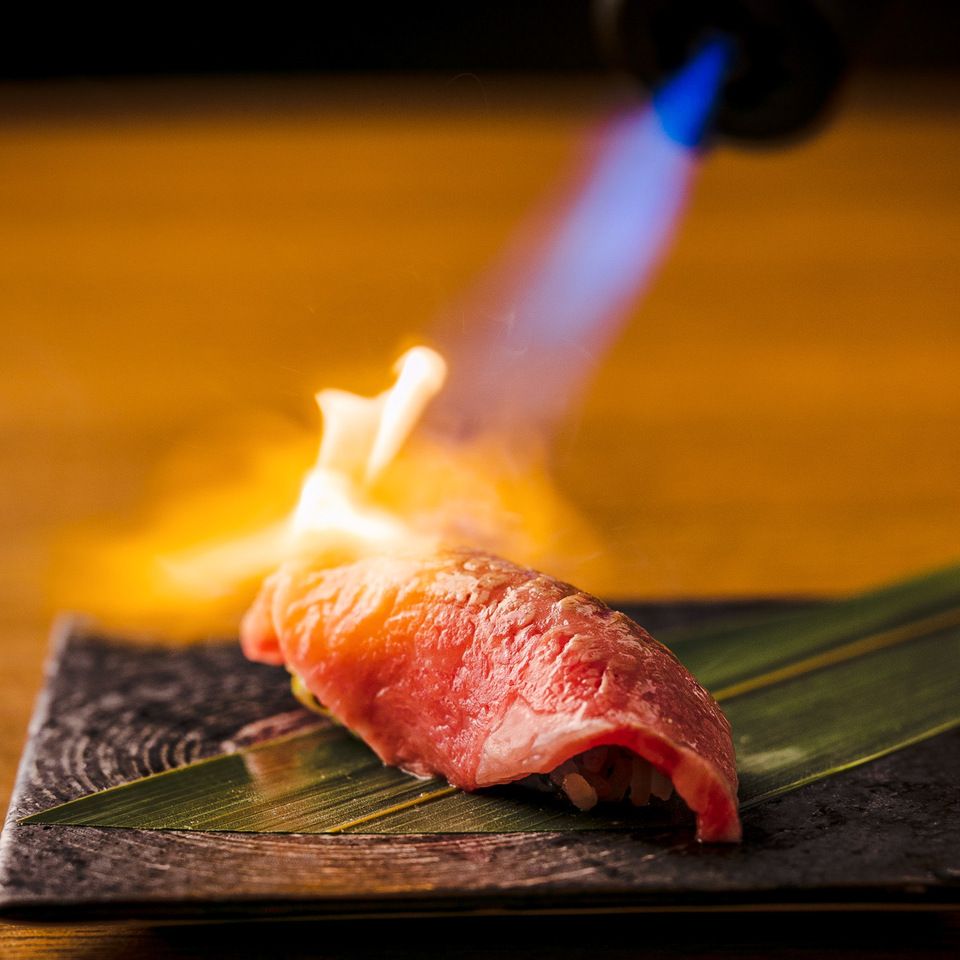 Akari | An elegant course with a limited number of dishes