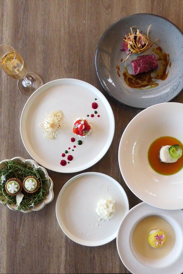 Menu Special Noël　モエシャンドン　ミニボトル付き