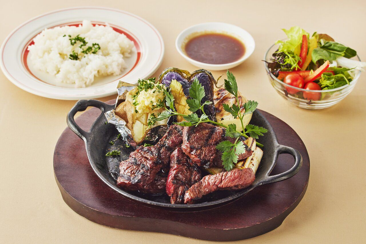 Lunch: Awaji beef diced steak