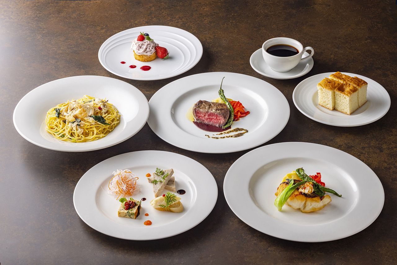 【ランチフルコース】乾杯スパークリングワイン付き鮮魚と牛フィレ肉のダブルメイン