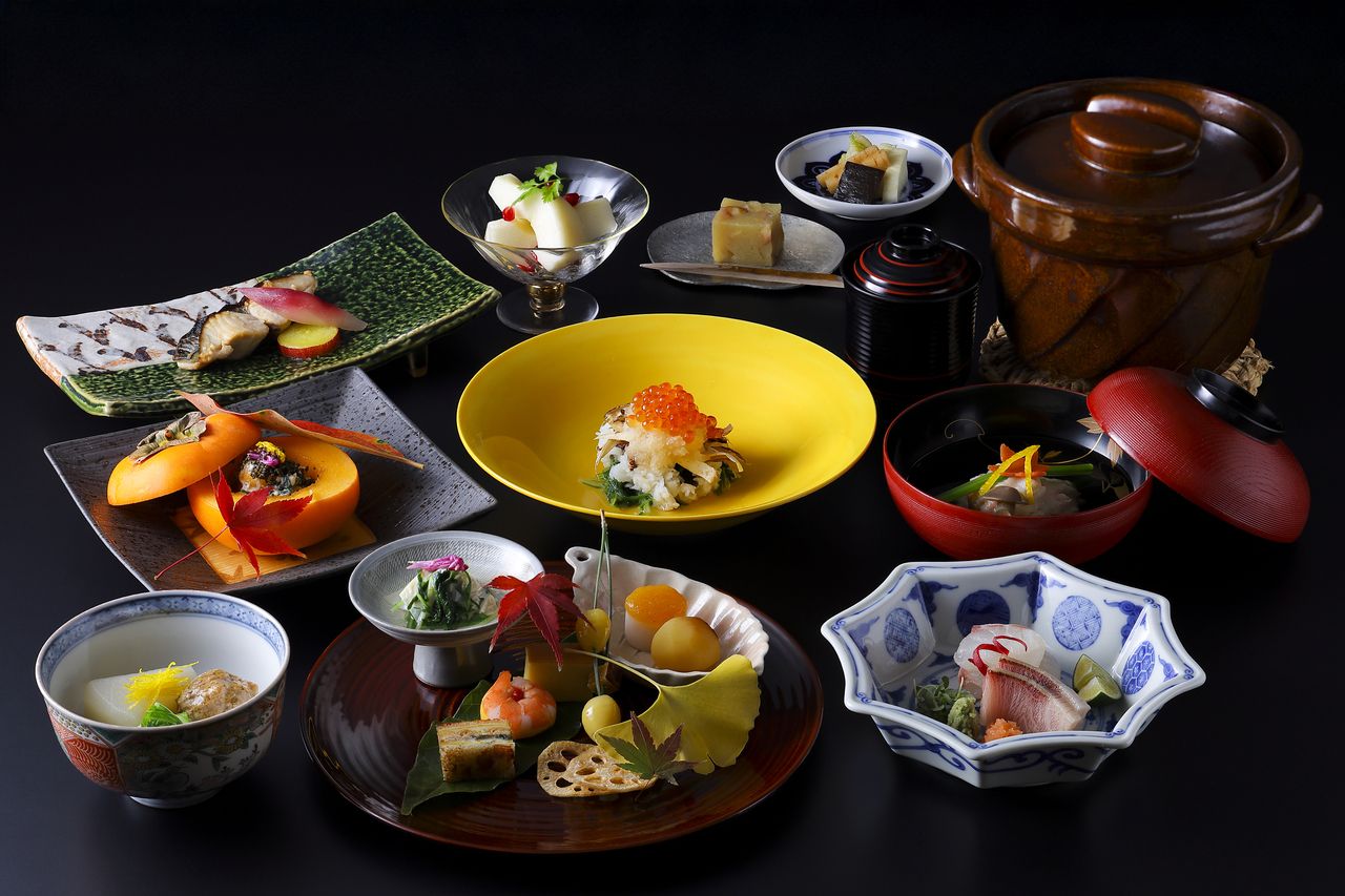 [Lunch only]10 dishes including seasonal soup and hassun ~Fukuzen~ 