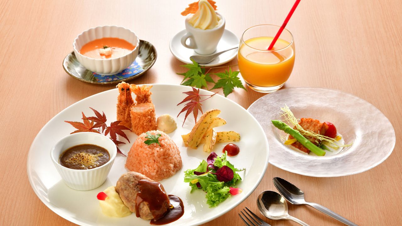 お子様コース膳［ハンバーグ］