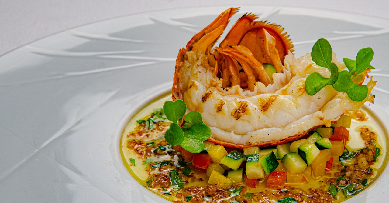 [Additional dish] Grilled lobster with herb garlic butter sauce