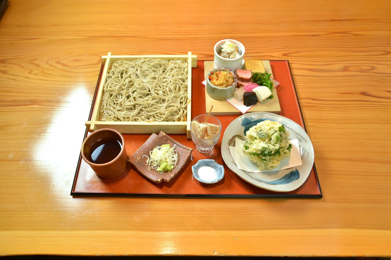 [Famous soba lunch ■Kakiage soba set]