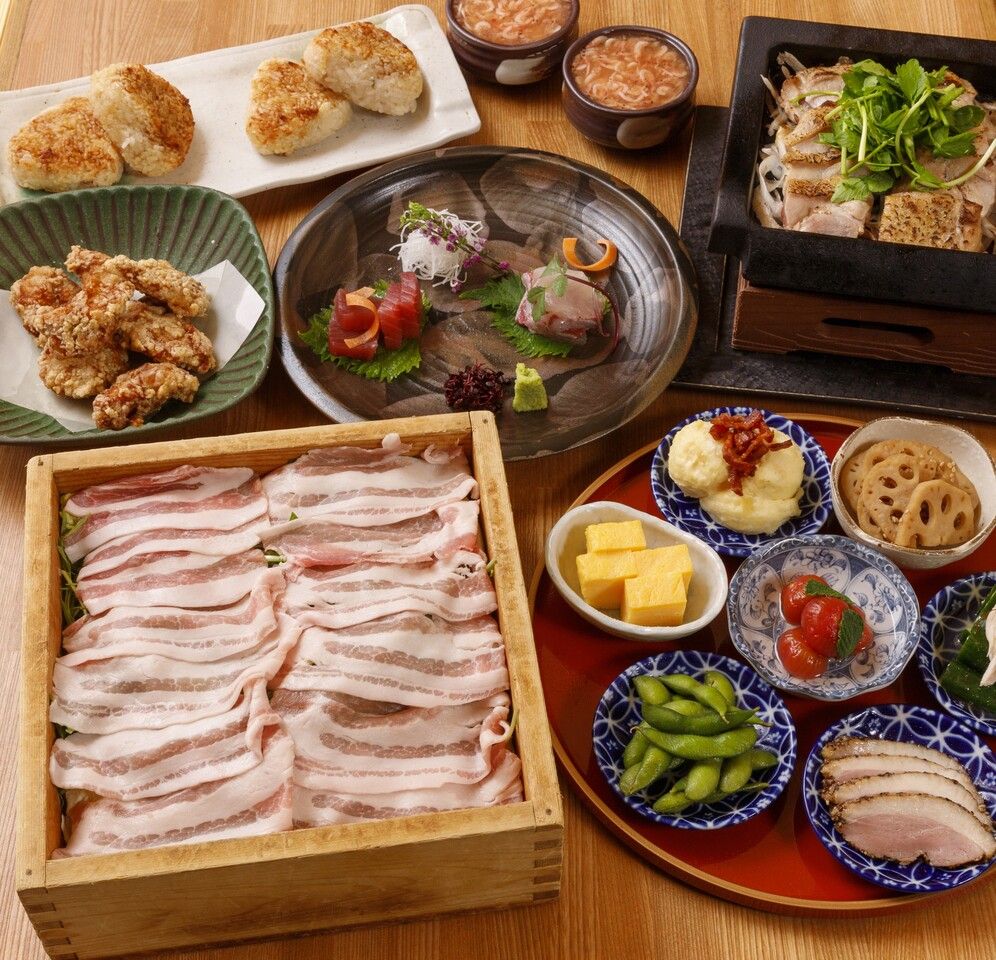 【季節のおすすめ】国産豚のせいろ蒸し×おばんざい大皿7種盛合せ×旬菜堪能コース　2時間30分飲み放題付き　全13品　5500円(税込)