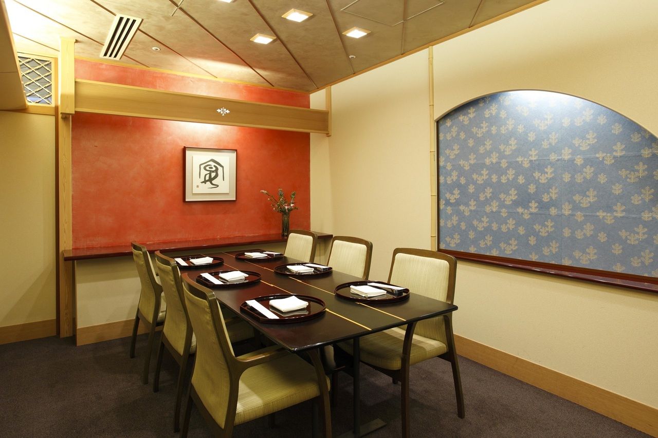 ◇新個室確約！懐石【京錦(きょうにしき) 】全8品+プレミアム焼酎「森伊蔵」も選べる1ドリンク付！