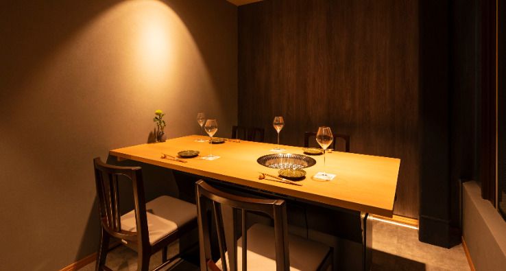 【クリスマス限定コース】Xmasデザート、特選タン、ハラミ 、古今ロイヤルバーガー付き