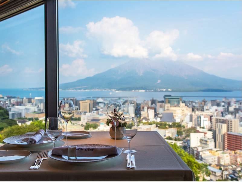 リビングランチ　