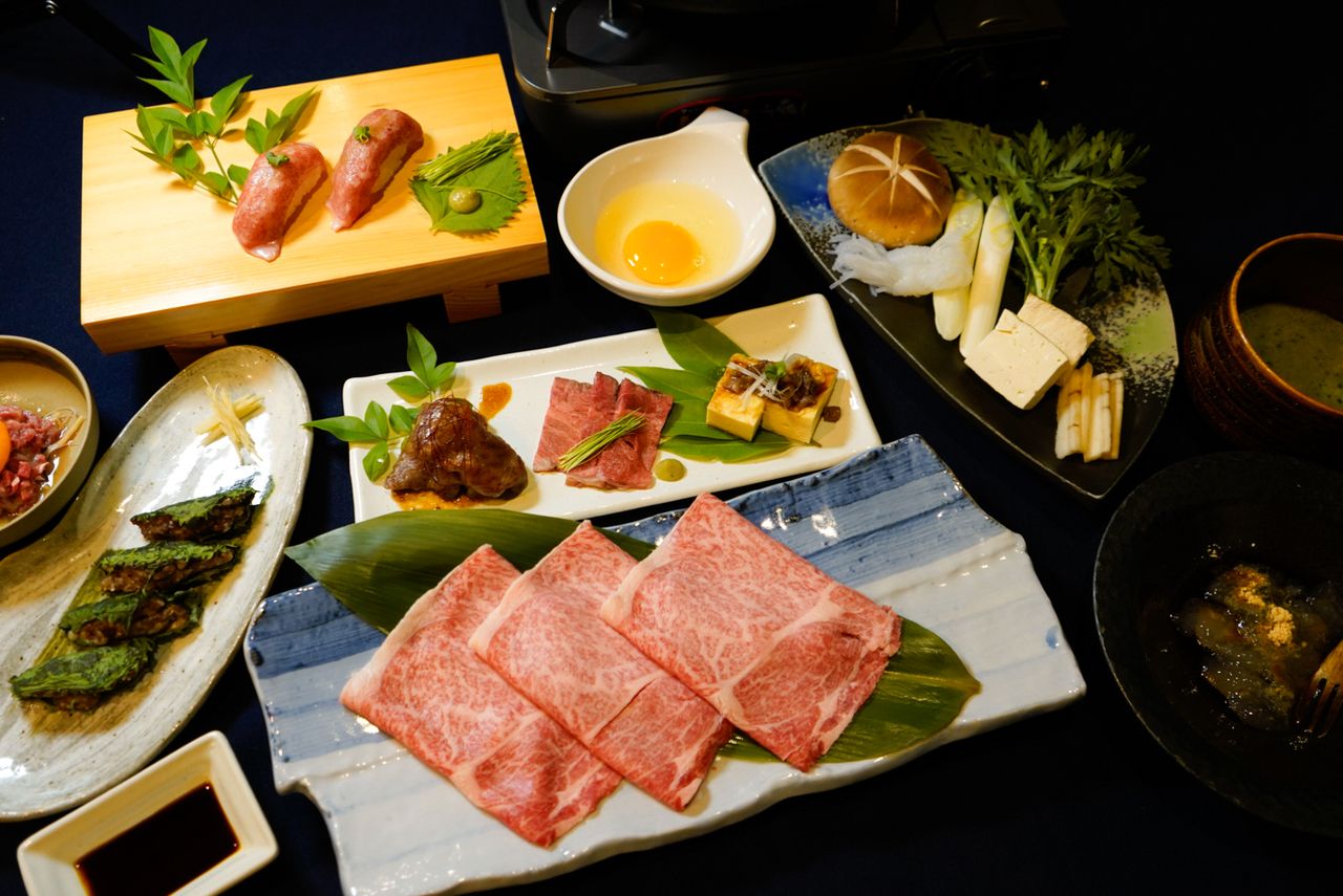 دورة لحم البقر الواغيو الحلال