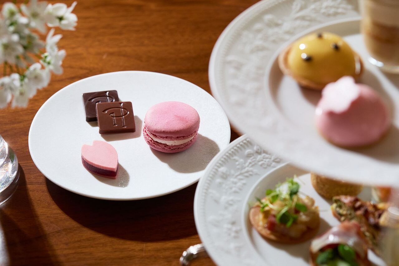 [90 minutes of free flow champagne included]PIERRE HERMÉ PARIS Afternoon tea set