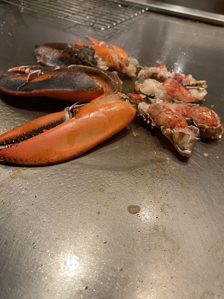 【MENU S】季節の前菜2品、オマール海老～肉料理＋Web予約限定〜ドリンク代金¥500お戻し〜