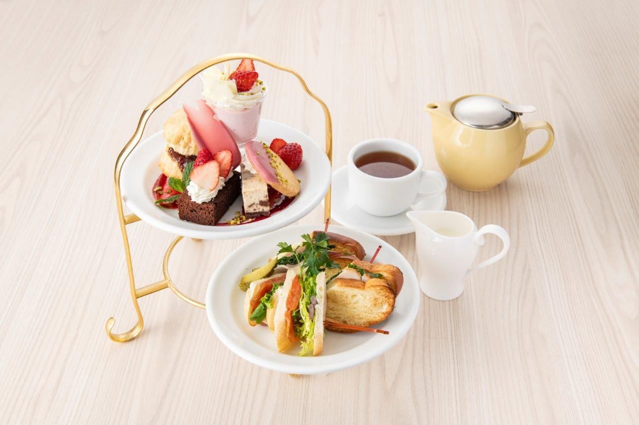 Strawberry afternoon tea set with strawberry Bellini