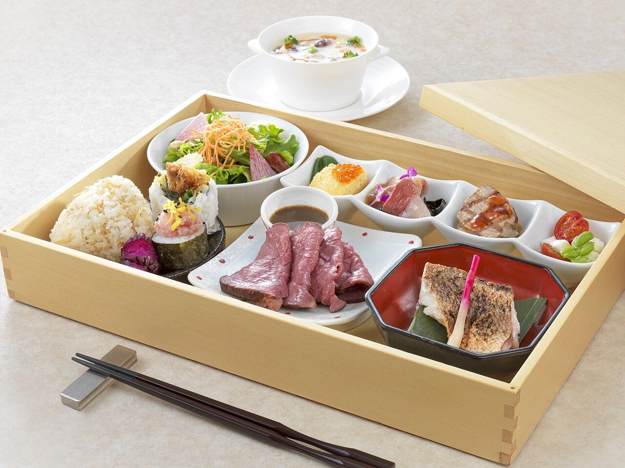  LunchBox  "NI・GI・WA・I" 