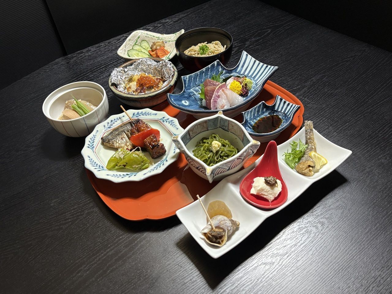 6,000 yen package (8 dishes) with 2 hours of all-you-can-drink. A classic course with the elegance of the north