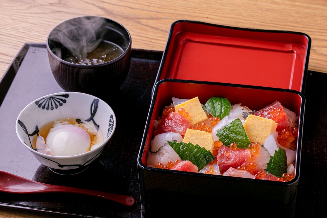 [Lunch] Chirashi sushi