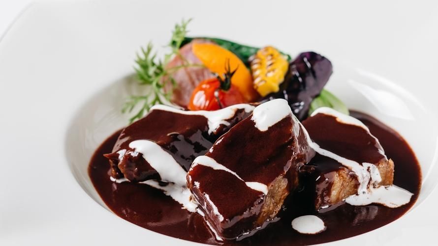 【WEB予約のみ/会員限定さまプラン】平日限定ビーフシチューコース￥9,800(13％サｰビス料別)