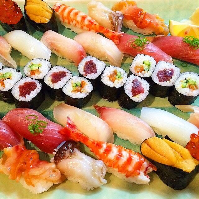 Lunch / Sushi Course (Two seatings)