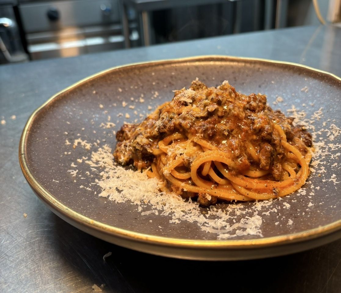 Weekday Pasta Set — Salad, Bread, and Your Choice of Pasta