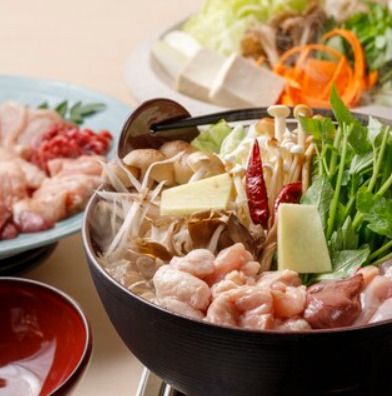 【2時間飲み放題付き】炭火焼鳥と国産鶏と芹のとろろ鶏出汁鍋など 10品