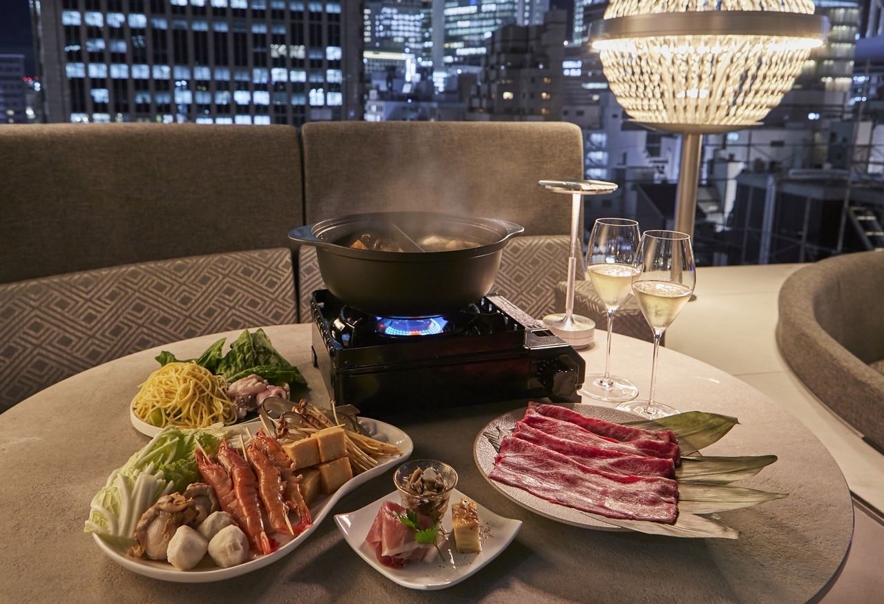 Night view and hot pot - Winter-only hot pot plan