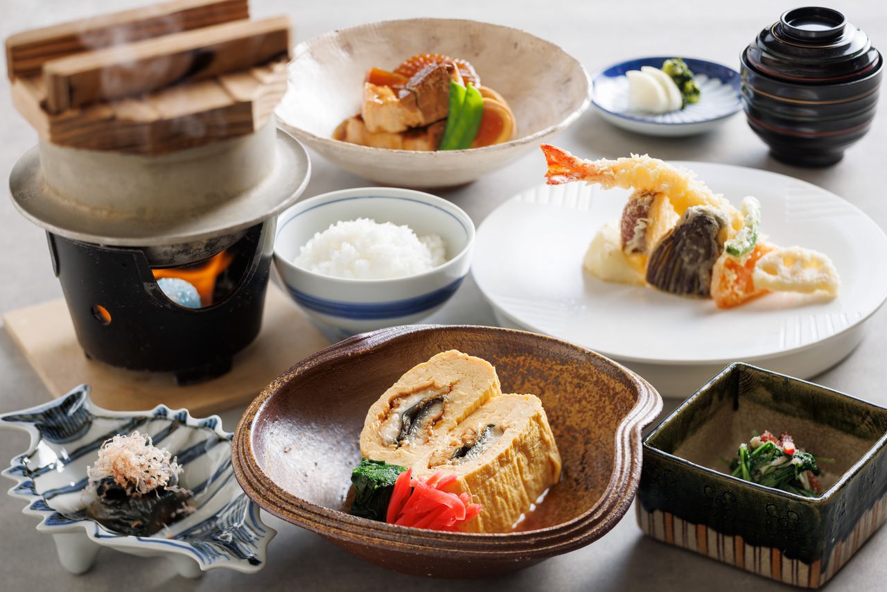 八万ぼり御膳（メイン料理が選べる）　