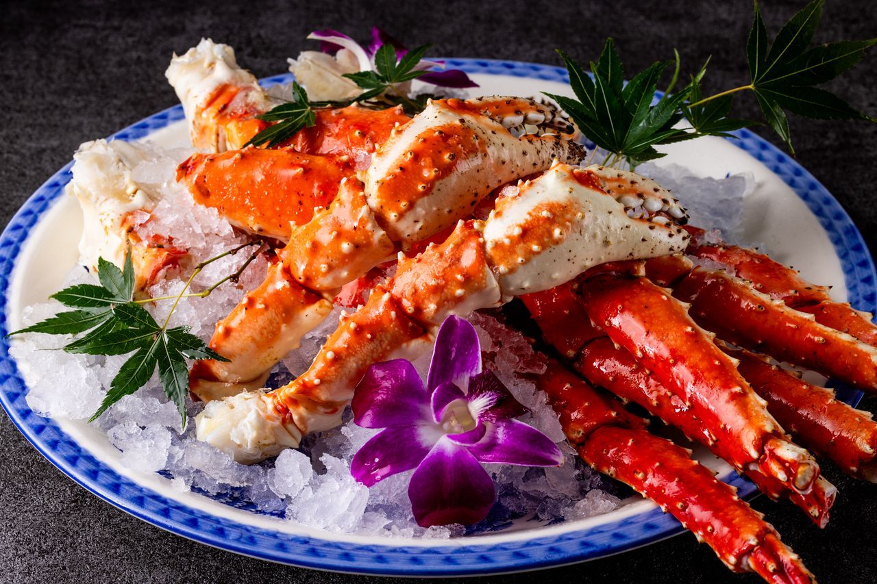 "All-you-can-eat king crab and seafood beach grill course" <155 items of Kanimura's finest> 100 minutes 14,980 yen (excluding tax)