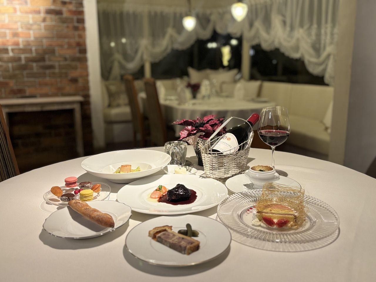 2026 Dinner 12,000 yen (excluding tax and service charge)