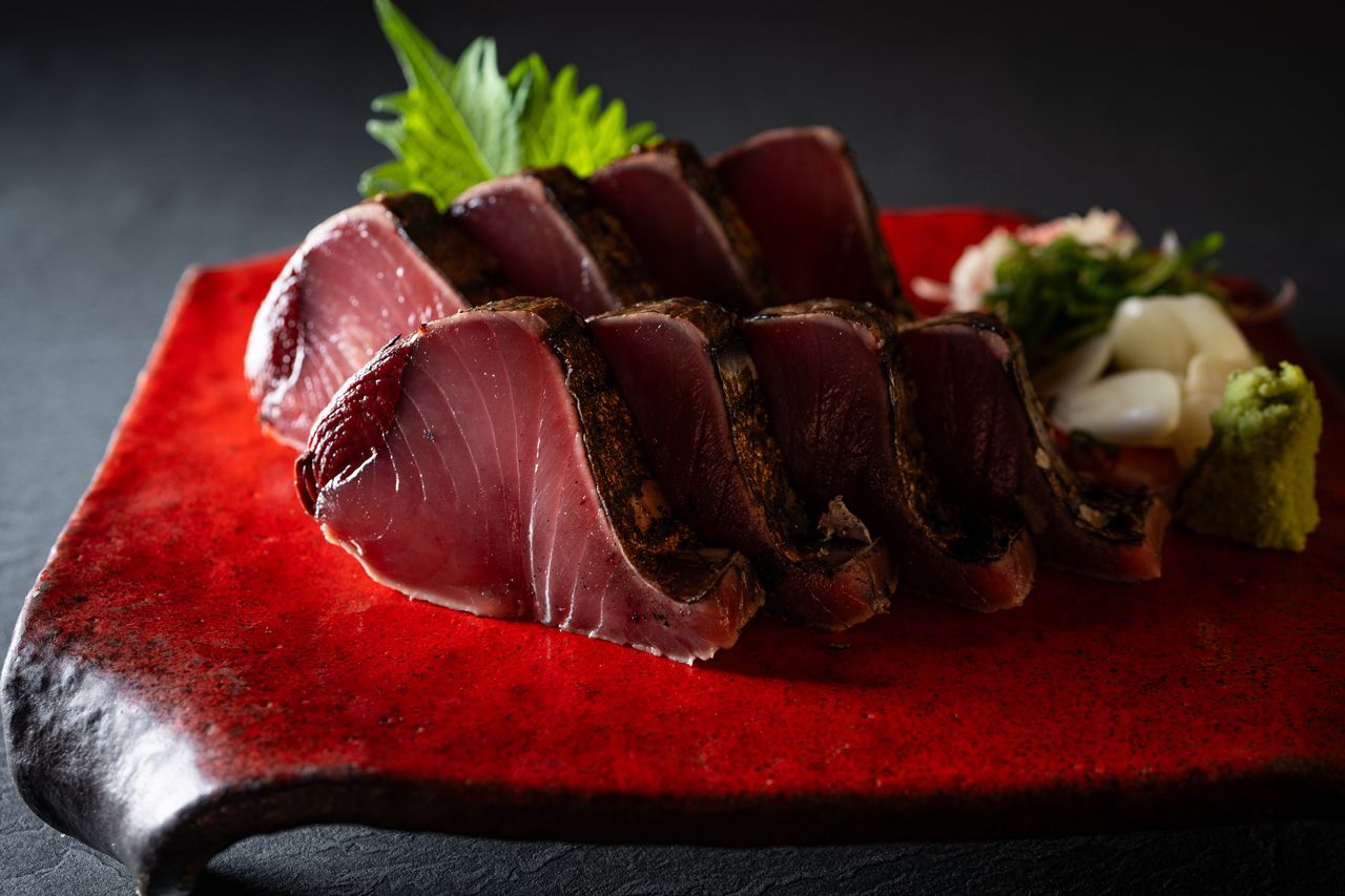 3月～5月【土佐の地酒飲み放題】名物かつをの藁焼き塩たたきと鶏もも肉の藁焼き全13品！【鳴子コース】