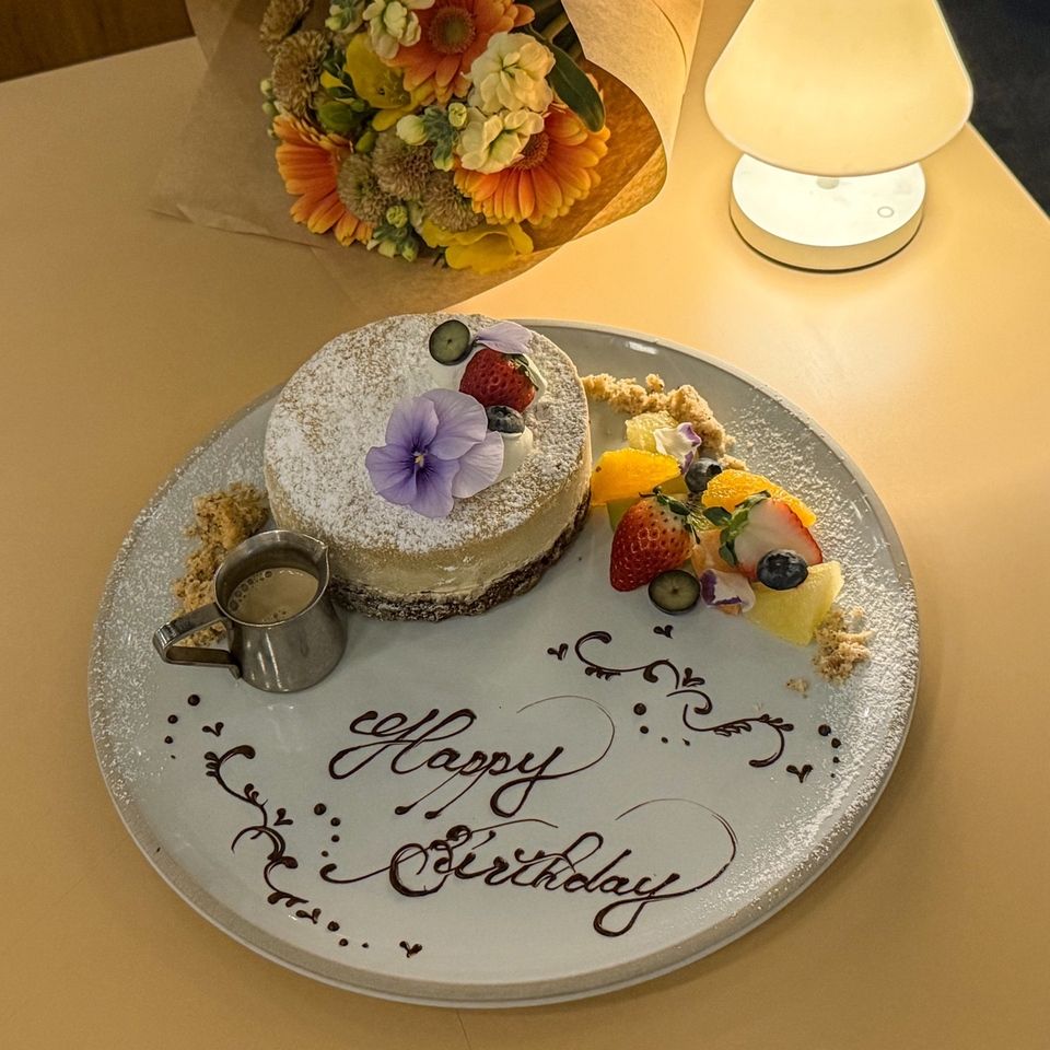 Happy Birthday & Anniversary Seat reservation with a blessing plate for your loved one ⭐︎Free fireworks display included! ¥2400 plan