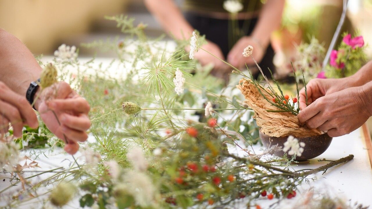 [Early Bird Until 3/8] [April 2] Atelier HANA-GOYOMI | Flower Workshop & Lunch Package