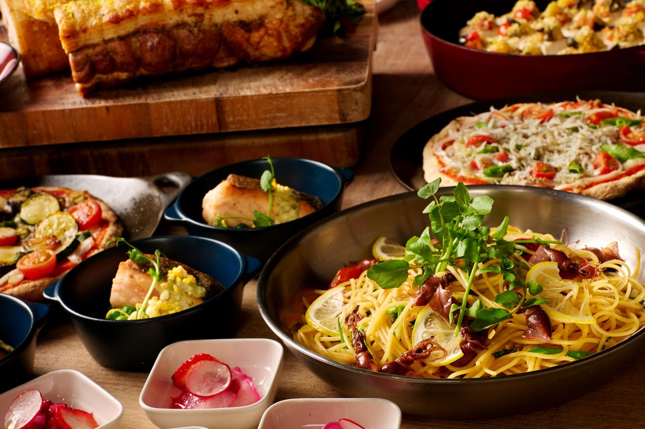 {Hotel Members/WESTER App Members Only} [Holidays] Lunch Buffet 