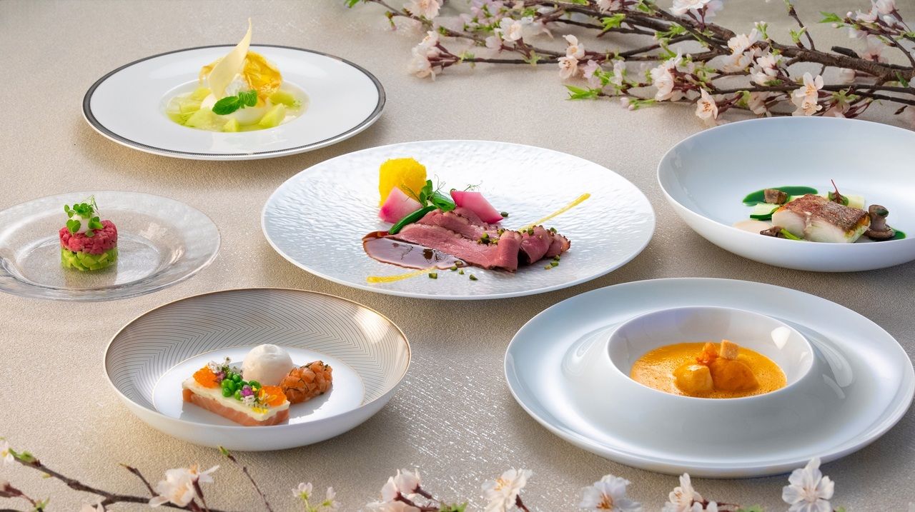 Exclusive for CLUB Members. Gabriel