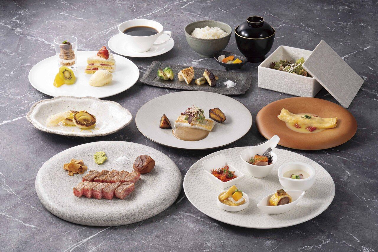開業20周年記念特別コース　A3ランク黒毛和牛フィレ、ロース食べ比べと鮑の鉄板焼フルコース全11品