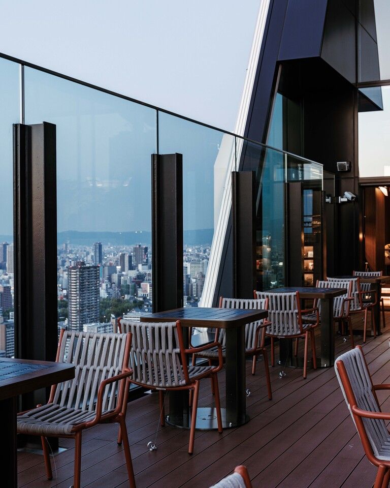 Weekday Lunch Veuve Clicquot Picnic Package