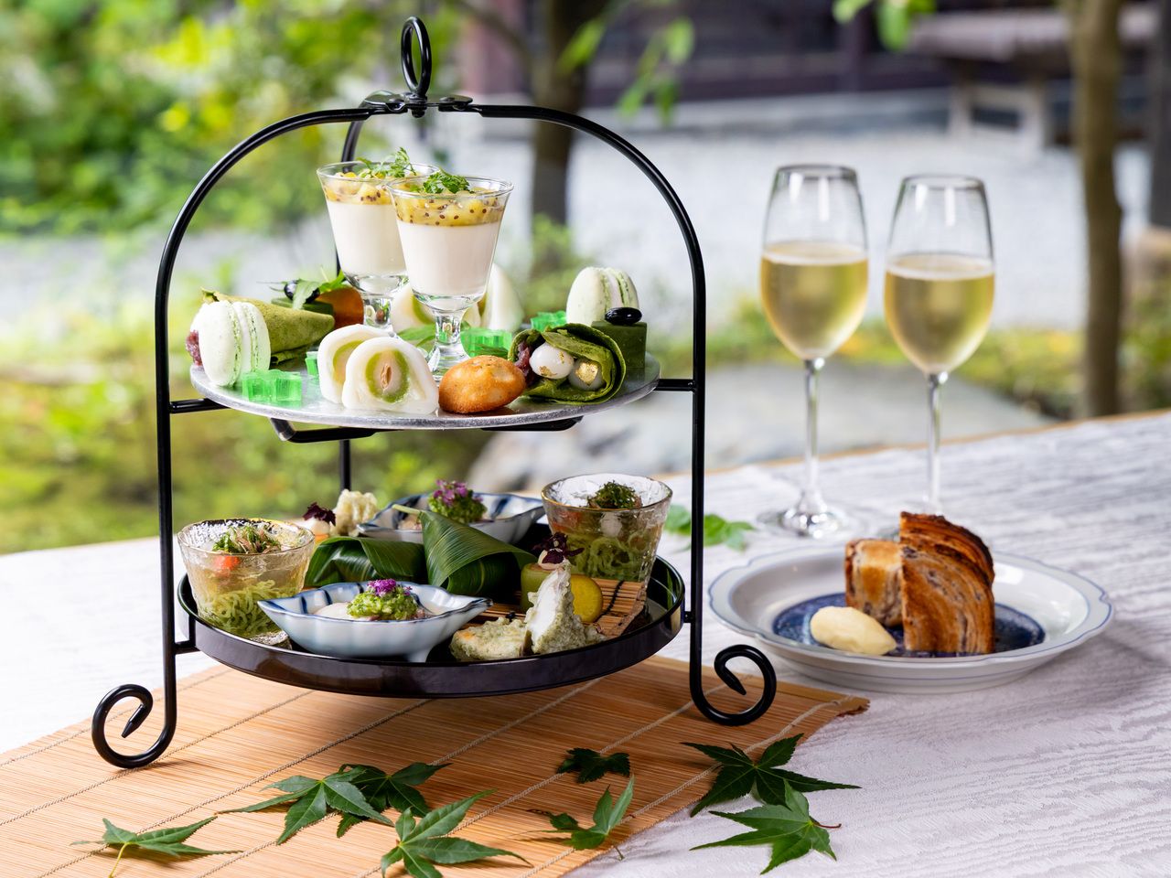Japanese afternoon tea with a complimentary glass of champagne [May 8th - June 30th]